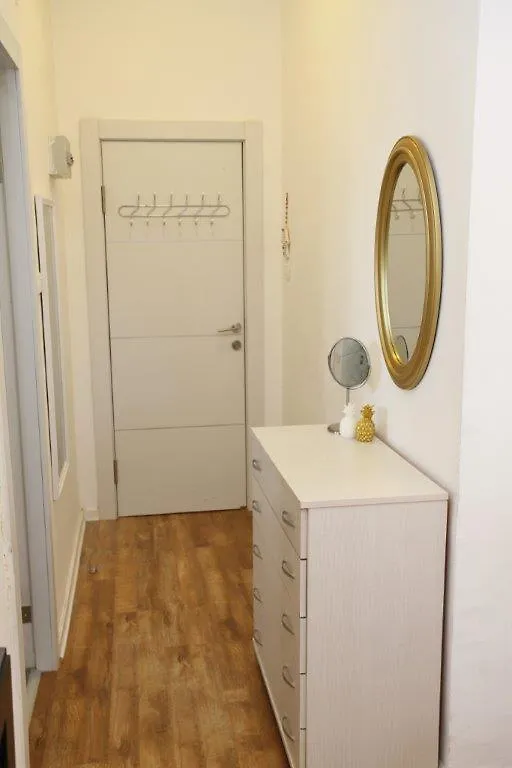 Holiday Studio Apartment Near The Baha ' I Gardens Haifa